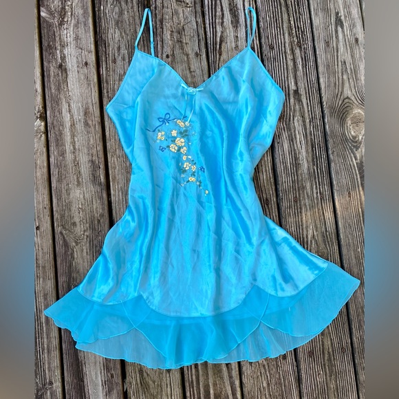 Secret Treasures Other - Y2K Electric Blue & Yellow Embroidered Coquette Fairycore 3X Slip Nightgown